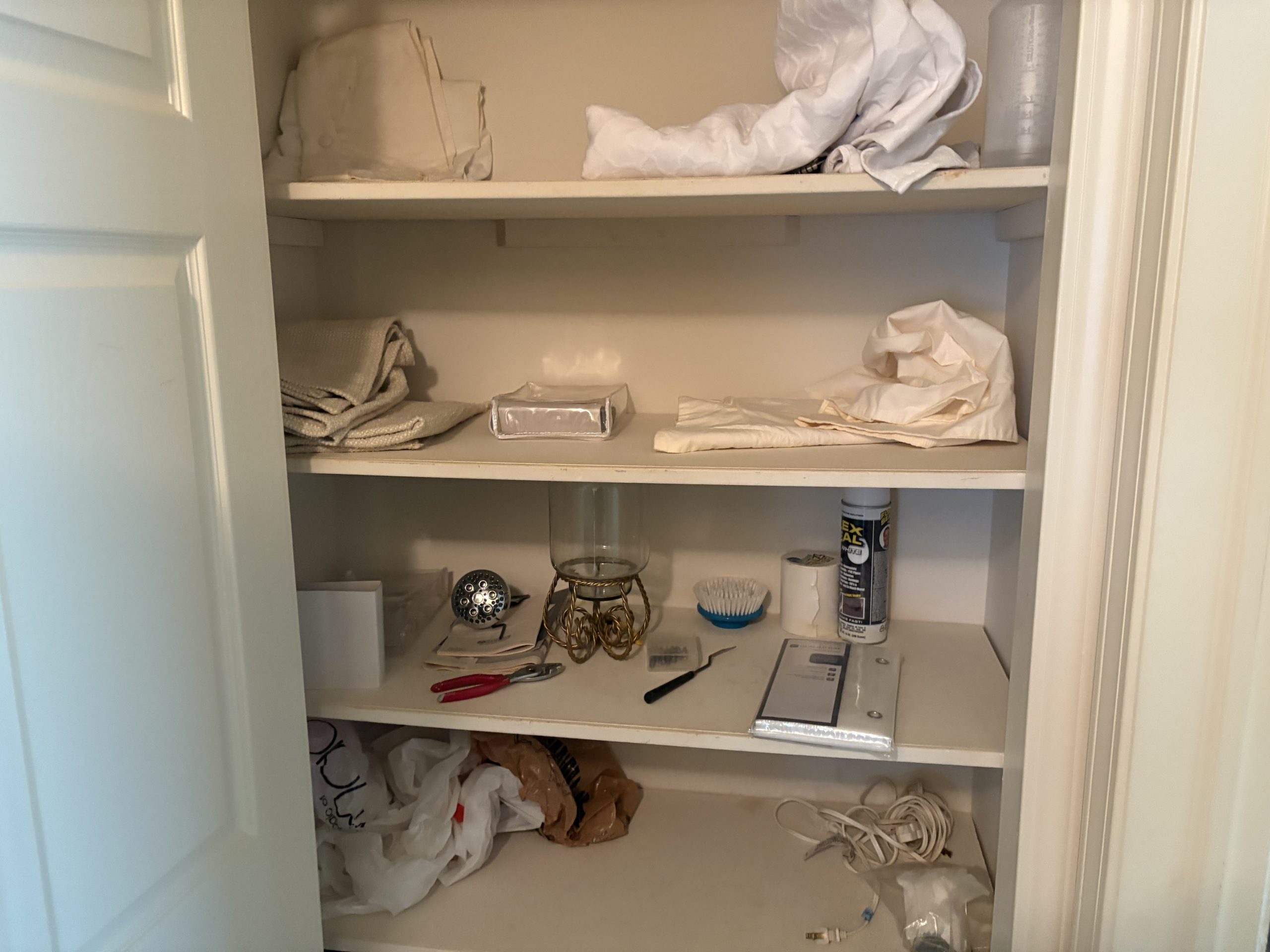 Housewares estate sale