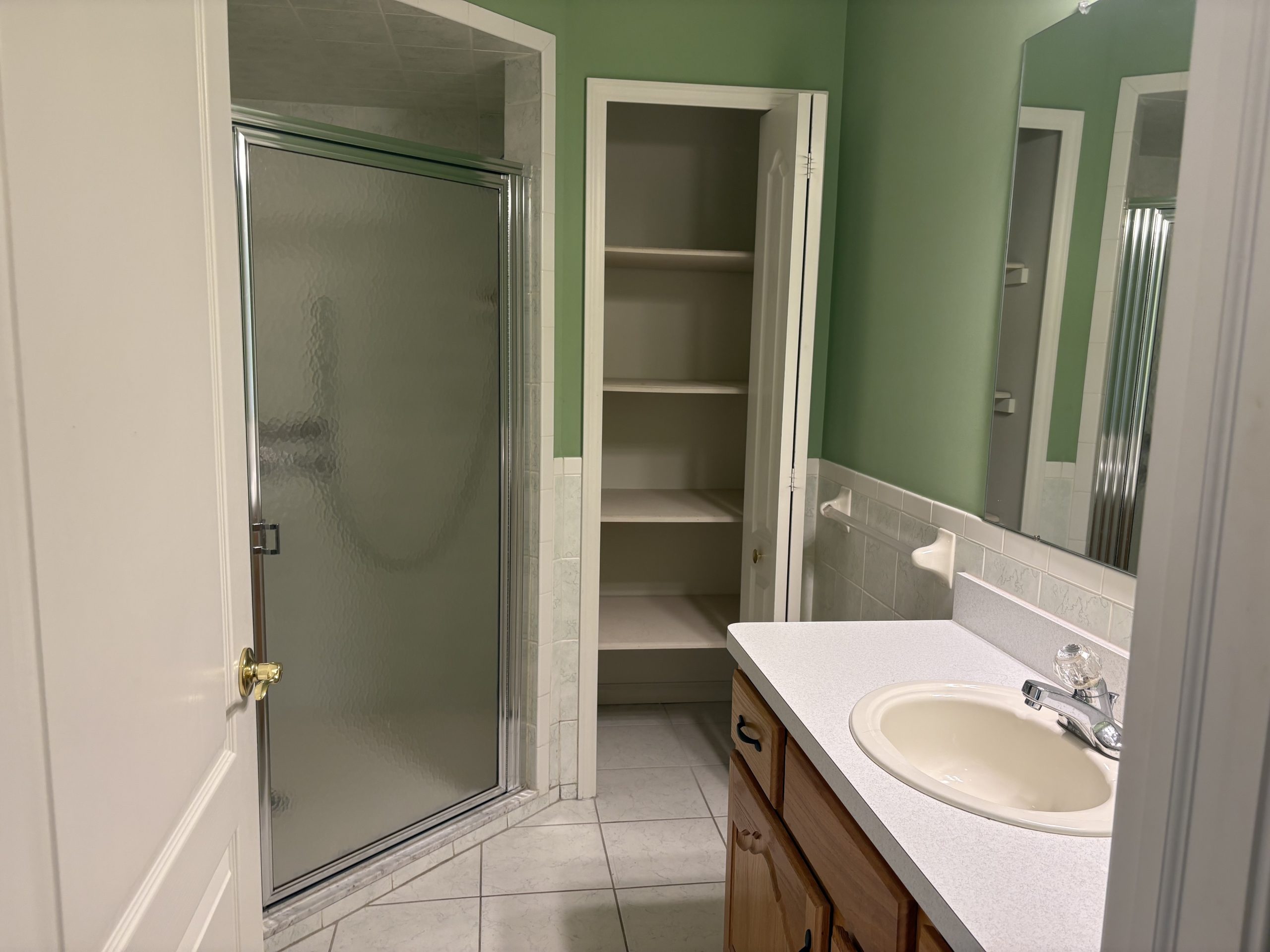 Bathroom clean up