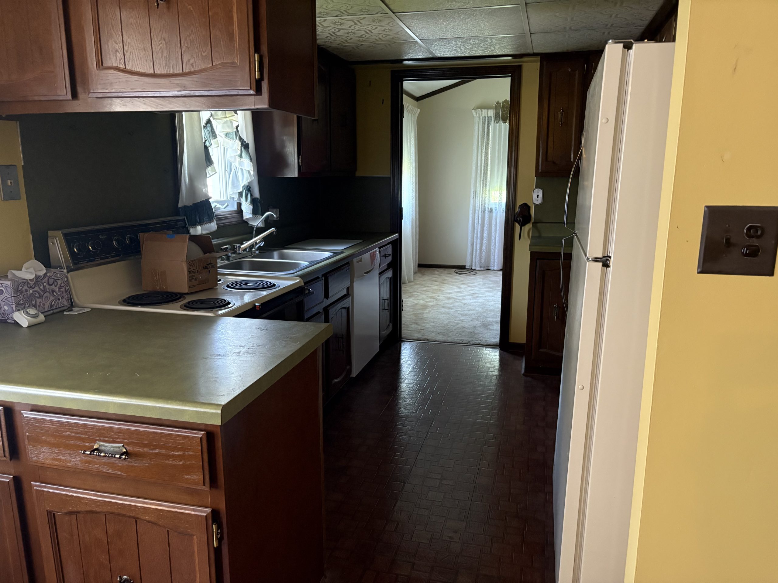 Kitchen junk removal