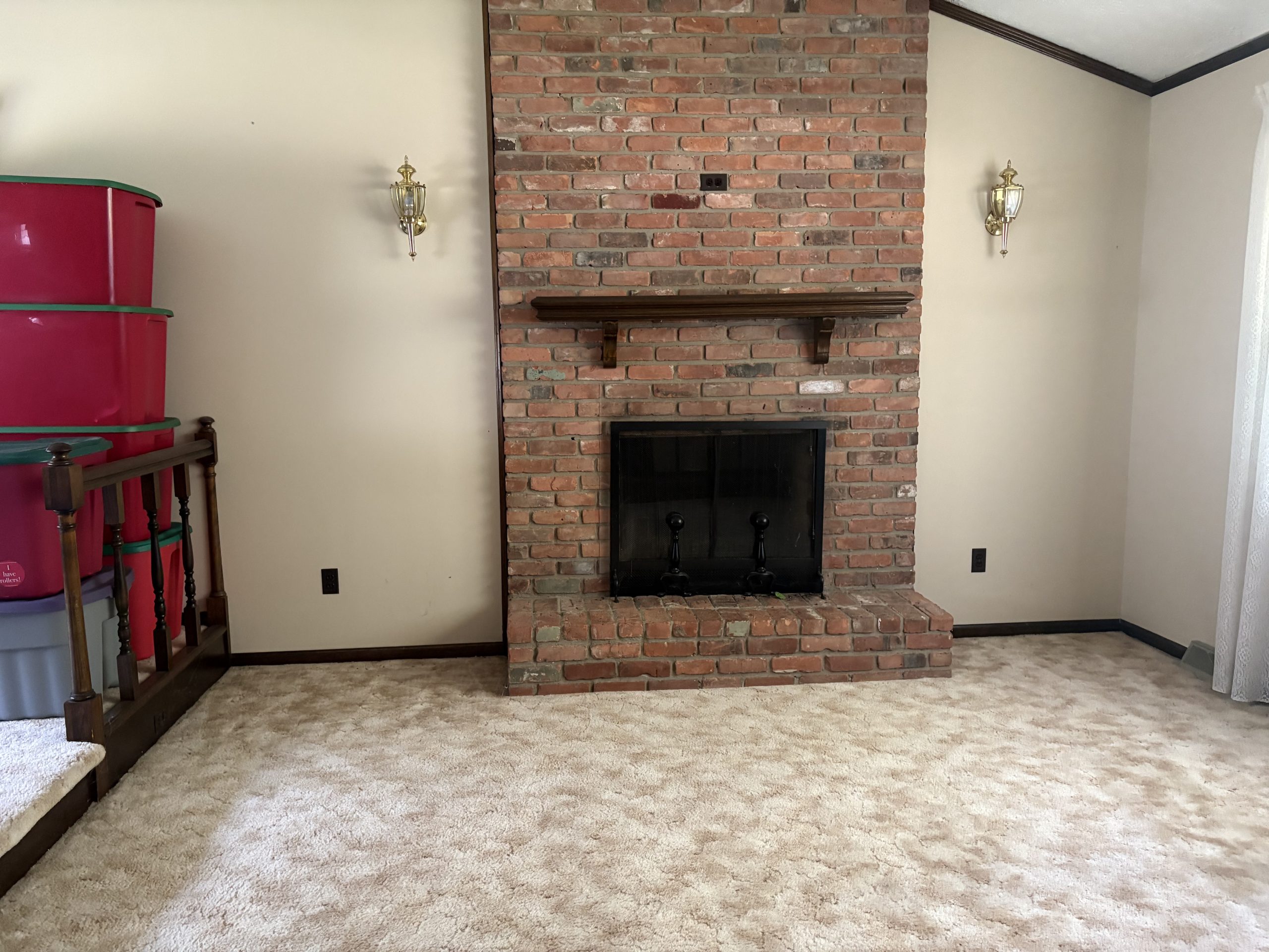 Living room after junk removal