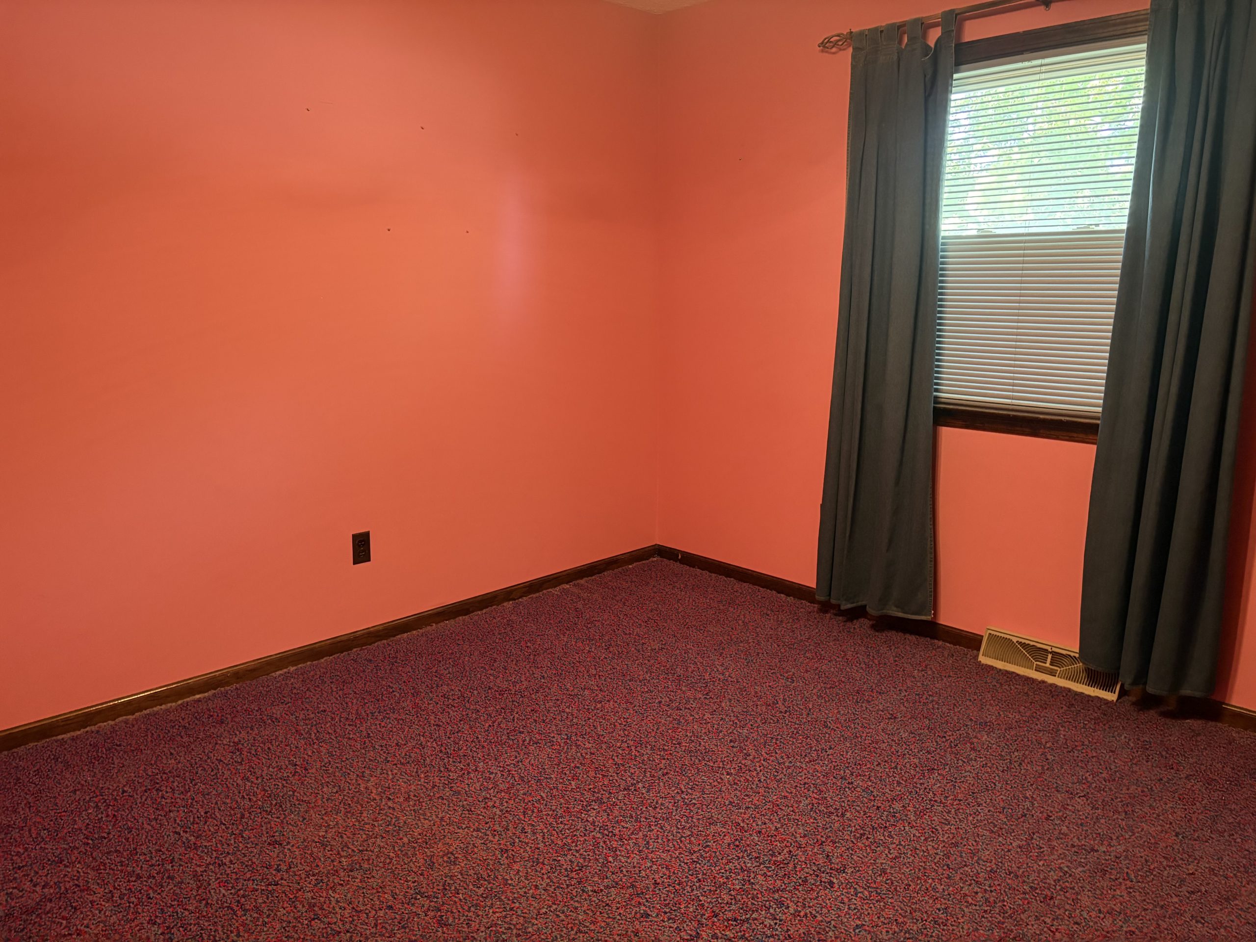 Empty bedroom