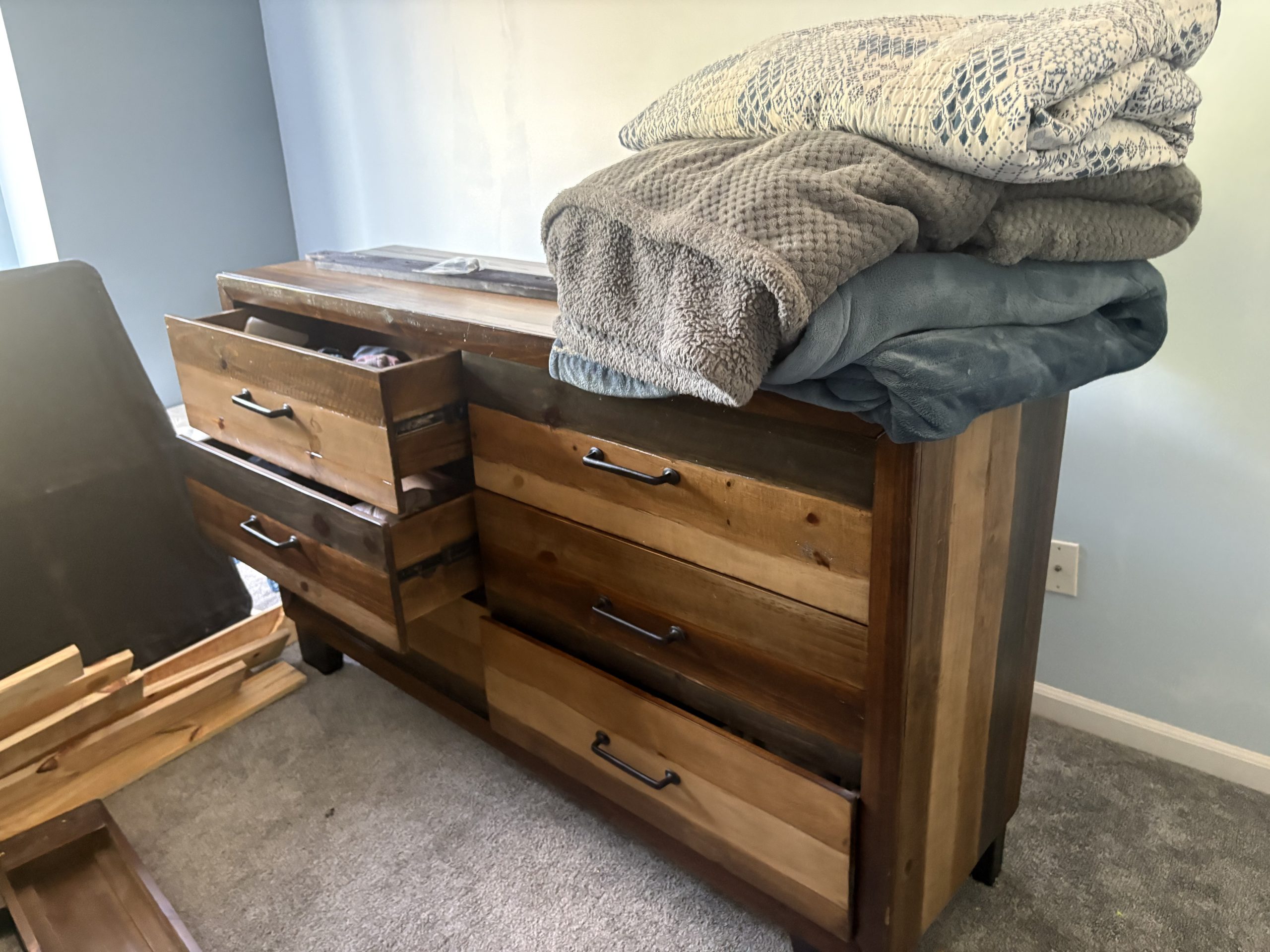 bedroom dresser