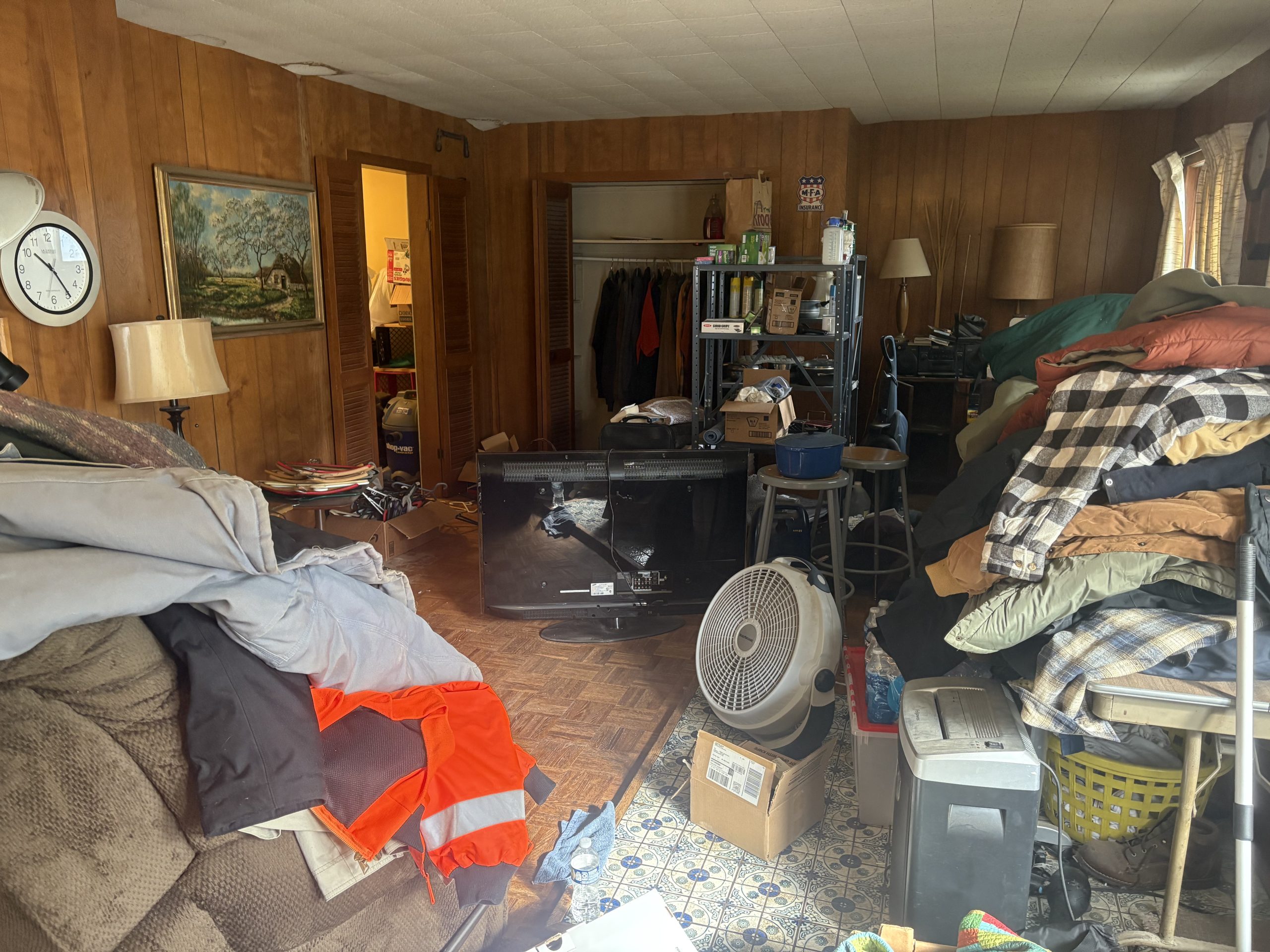 family room with junk